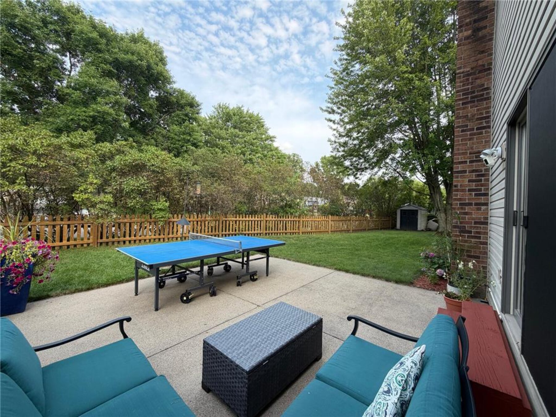 Patio & Yard