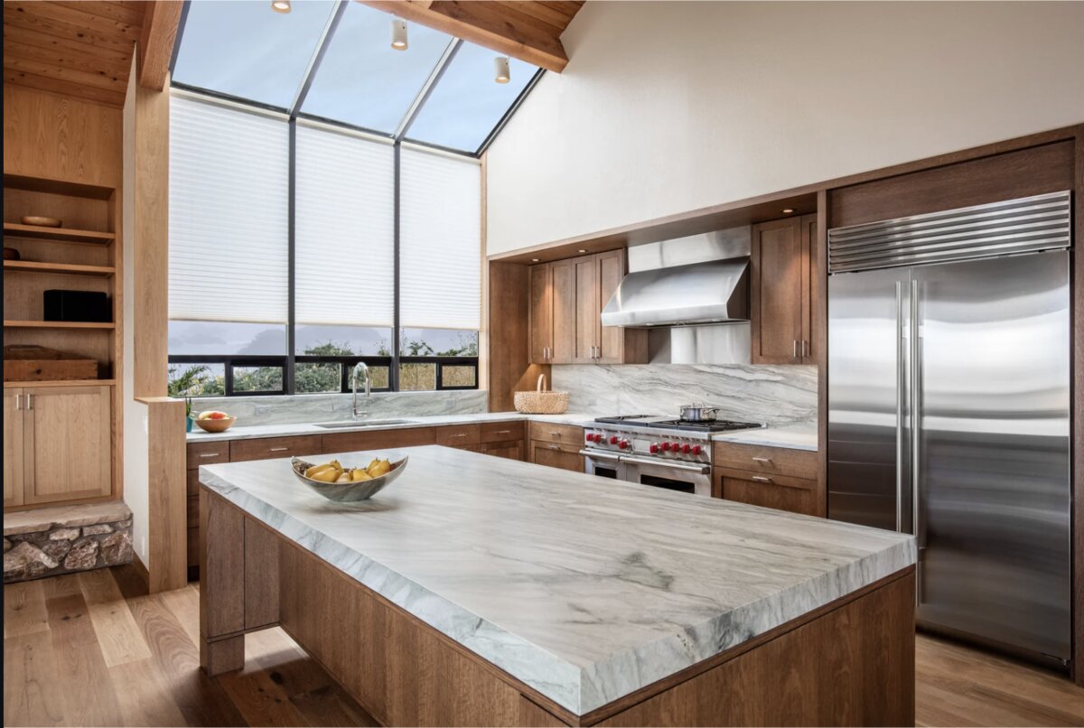 A beautifully renovated kitchen
